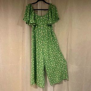 Super cute  Medium Luxology Romper